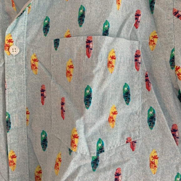 Hawaiian Shirt - Picture 2 of 7